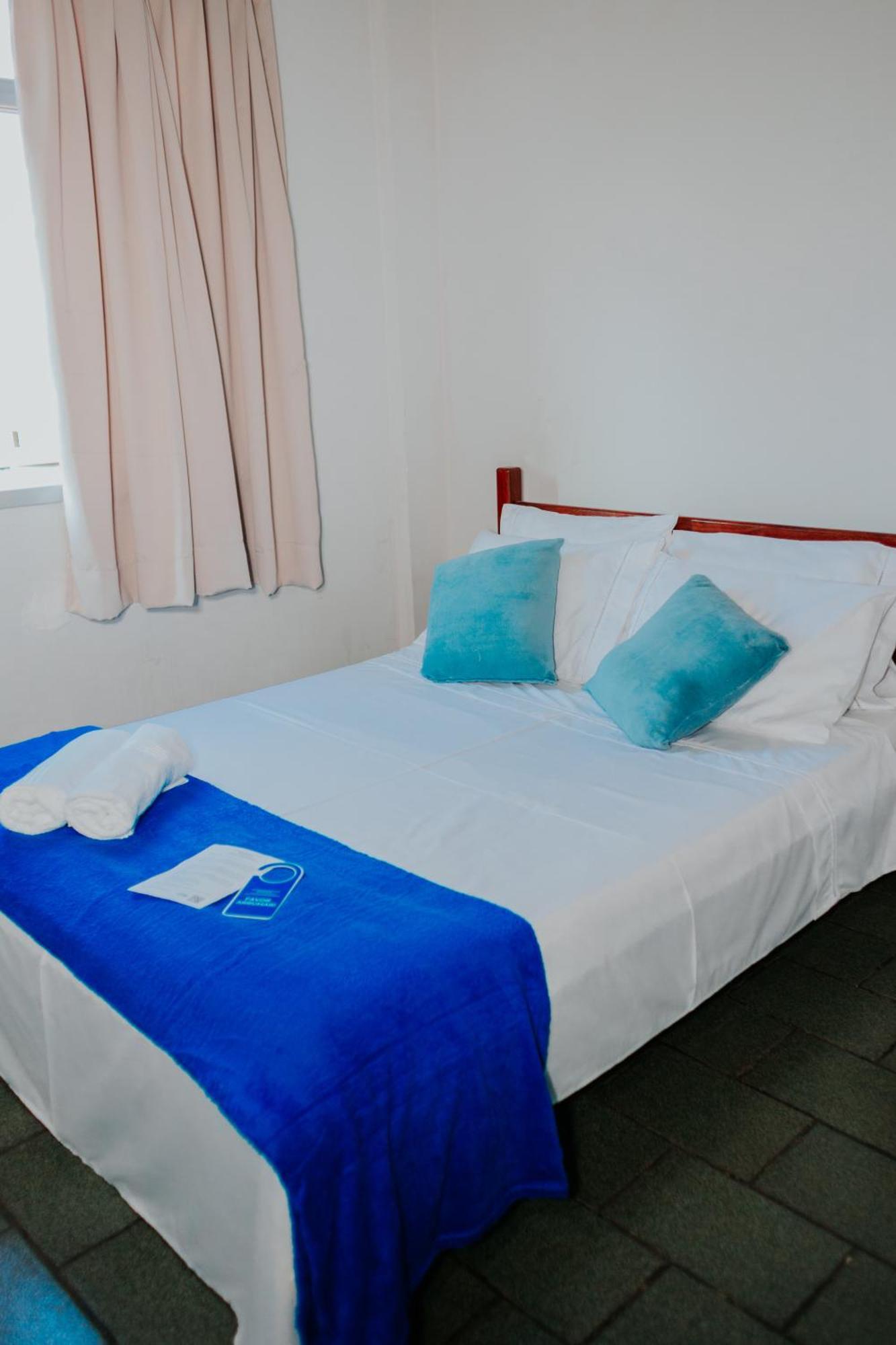 Hotel Santa Terezinha Alfredo Chaves Exterior photo